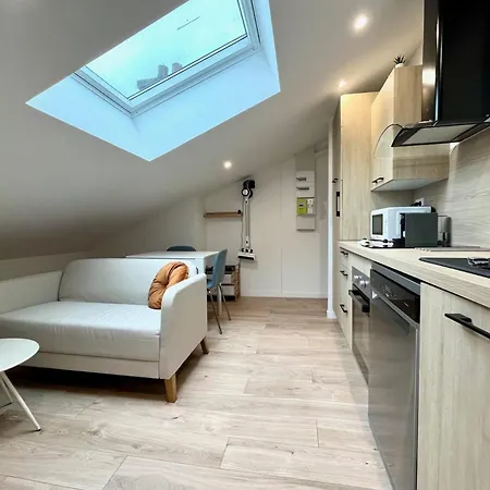 De La Salle Neuf Et Equipe *